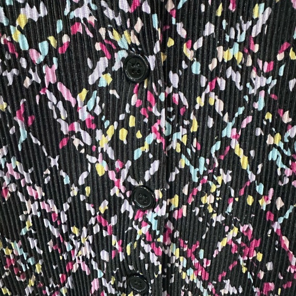 ZAC & RACH Multi Color Button Down Top - Size Medium - Picture 5 of 7